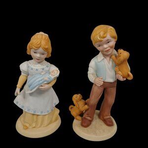 1981 Avon Best Friends + A Mother’s Love Porcelain Figurine Set Vintage